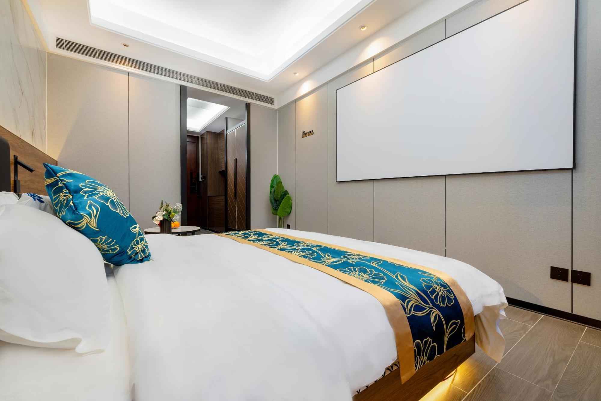 Xingyin Cloudy Hotel Guangzhou Changgang Subway Station - Free Shuttle Bus To Canton Fair Complex During Canton Fair Period Exterior photo