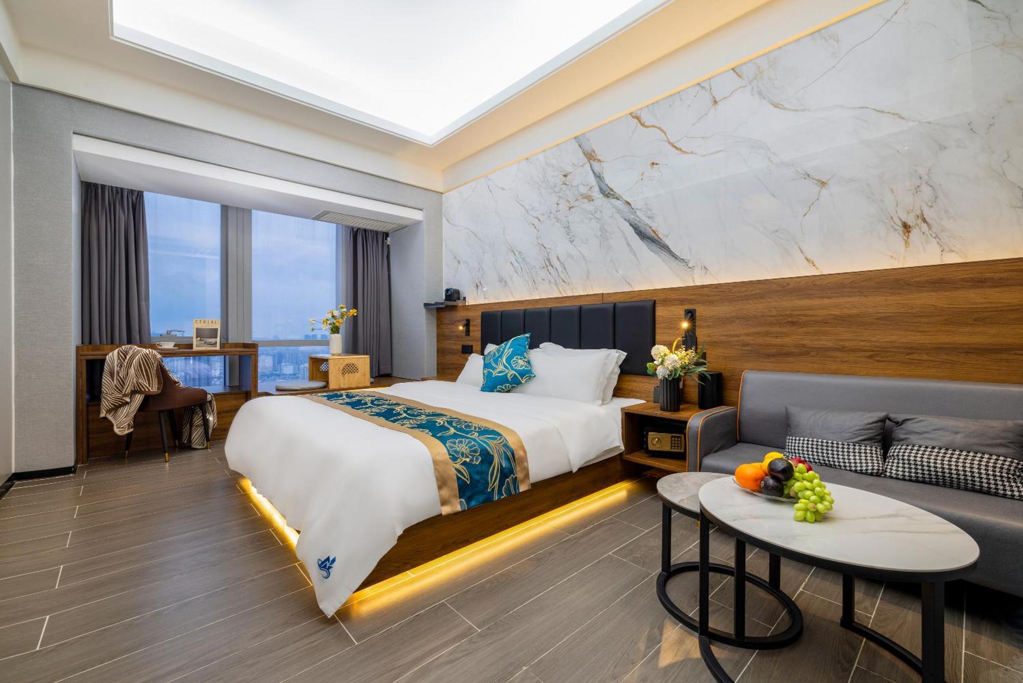 Xingyin Cloudy Hotel Guangzhou Changgang Subway Station - Free Shuttle Bus To Canton Fair Complex During Canton Fair Period Exterior photo