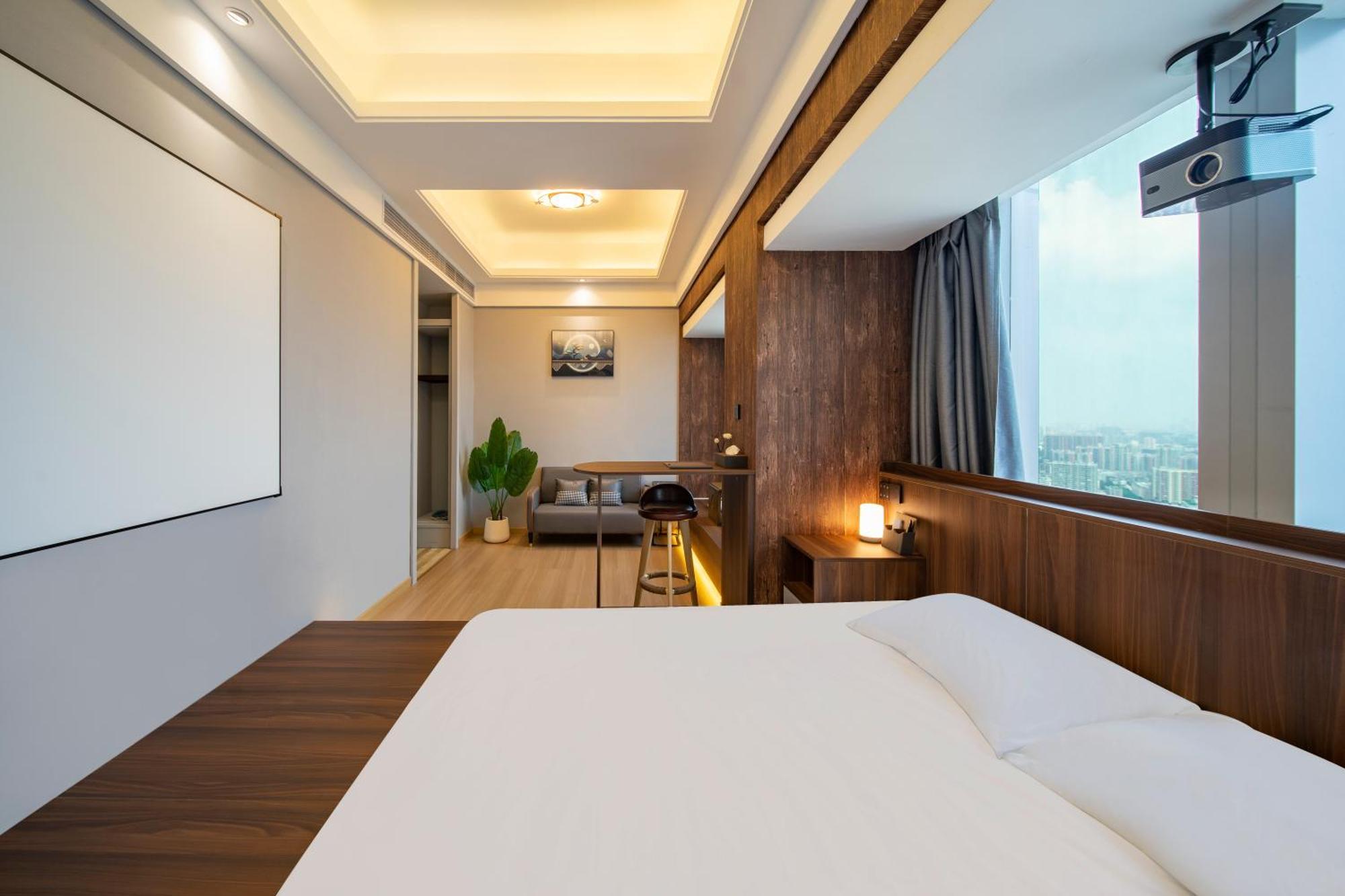 Xingyin Cloudy Hotel Guangzhou Changgang Subway Station - Free Shuttle Bus To Canton Fair Complex During Canton Fair Period Exterior photo