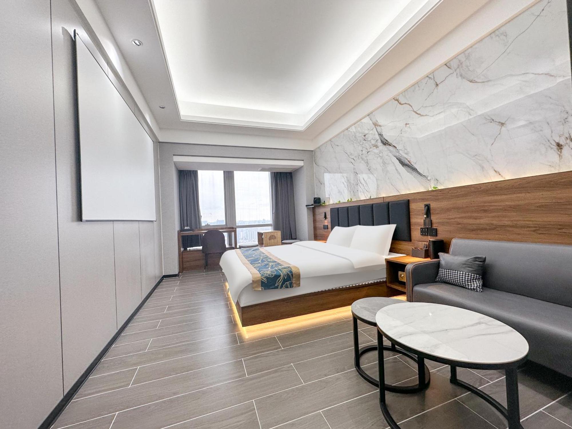 Xingyin Cloudy Hotel Guangzhou Changgang Subway Station - Free Shuttle Bus To Canton Fair Complex During Canton Fair Period Exterior photo